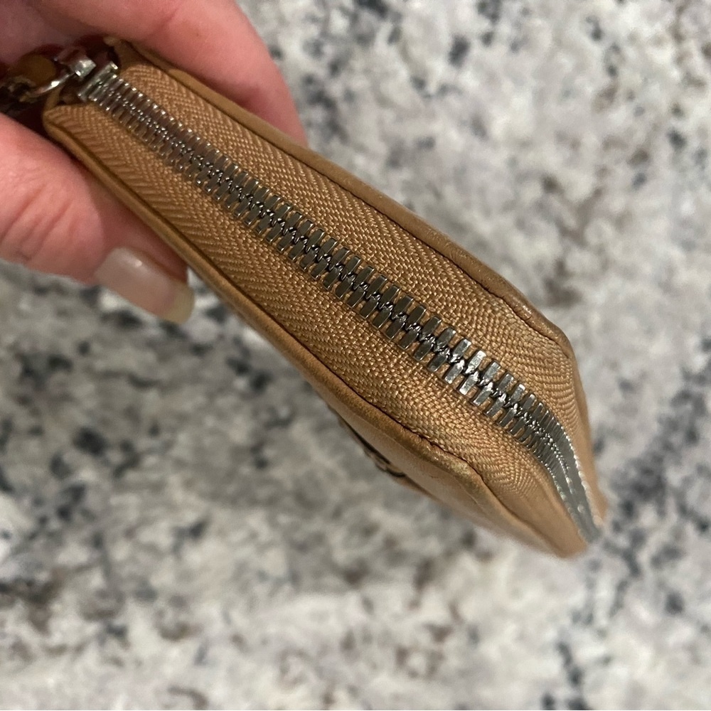 Coach Accordian Zip Wallet Tan Calf Leather - Picture 8 of 14
